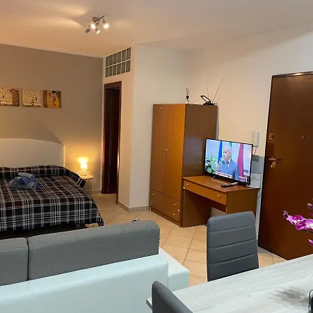 Apartment Civico 2 *